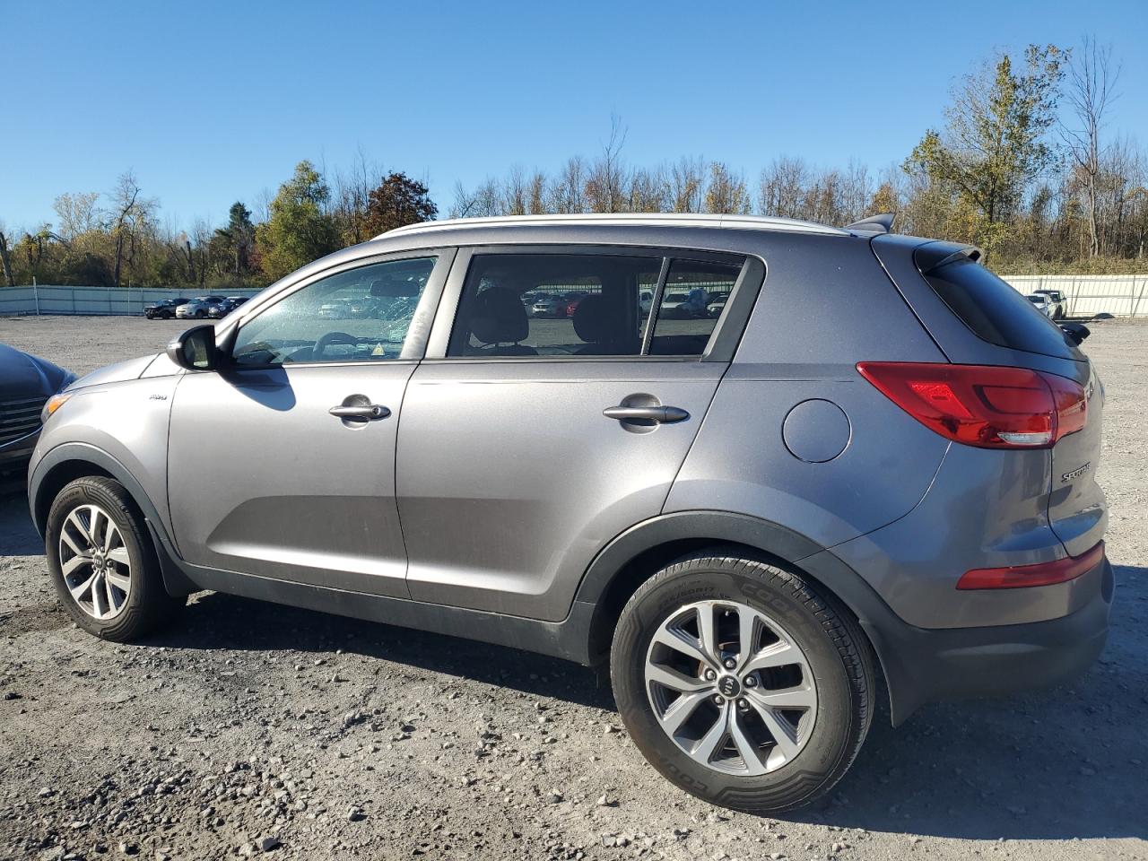 KIA SPORTAGE LX