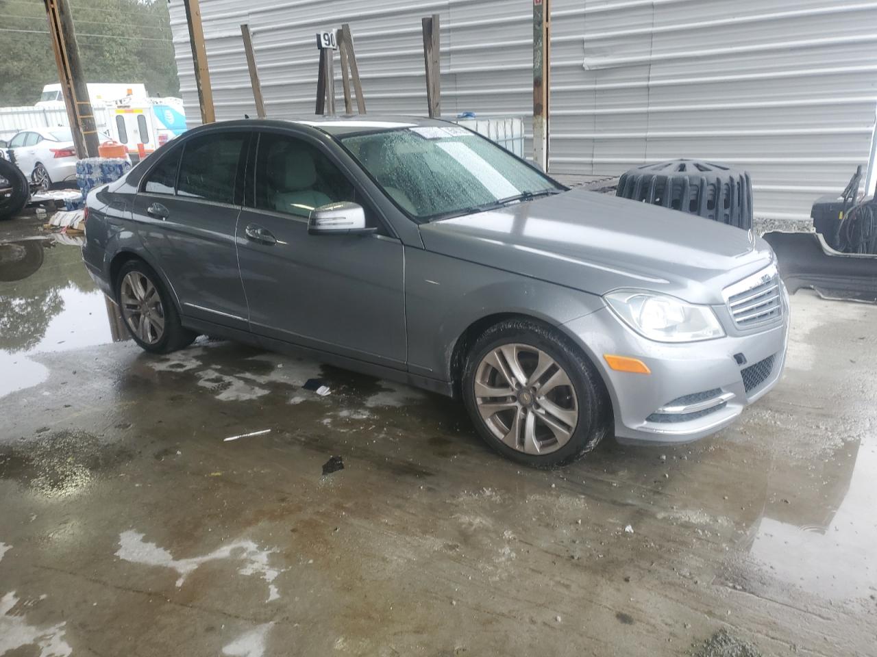 Lot #3311525241 2013 MERCEDES-BENZ C 250