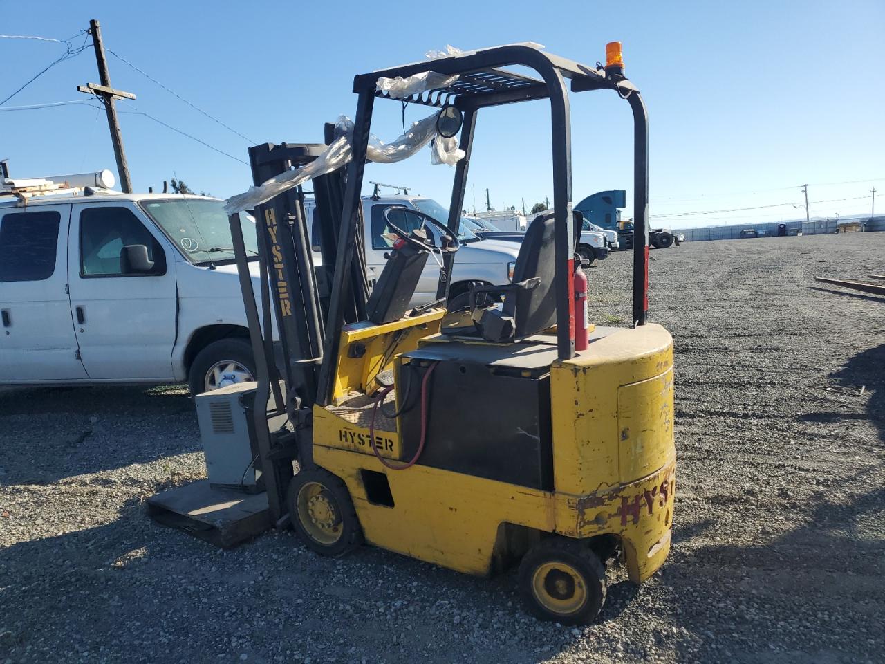 Lot #3262506771 1985 HYSTER UNKNOWN