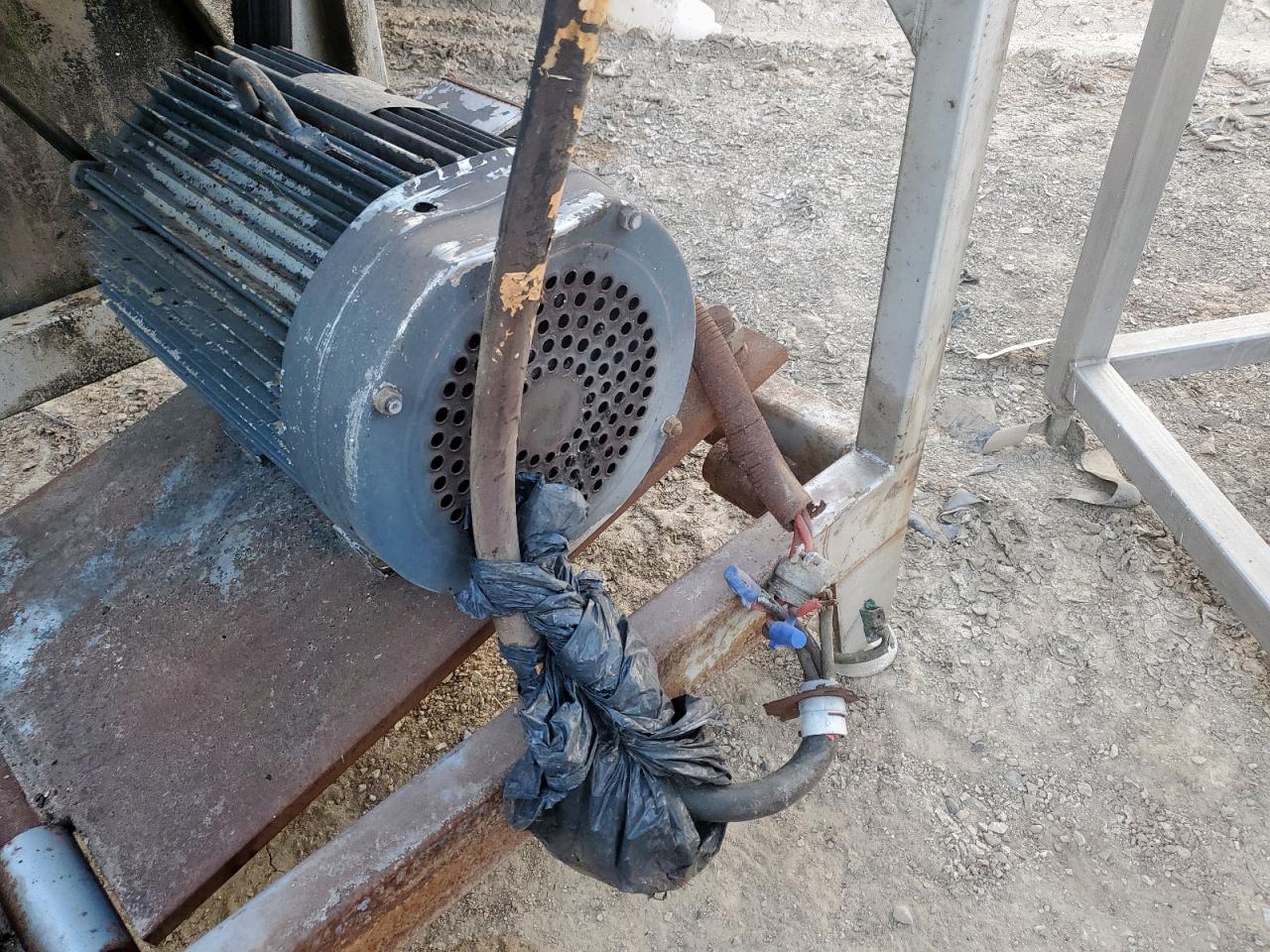 Lot #3261227946 1988 OTHER INDUSTRIAL LINCOLN LINCGUARD CORN MIXER