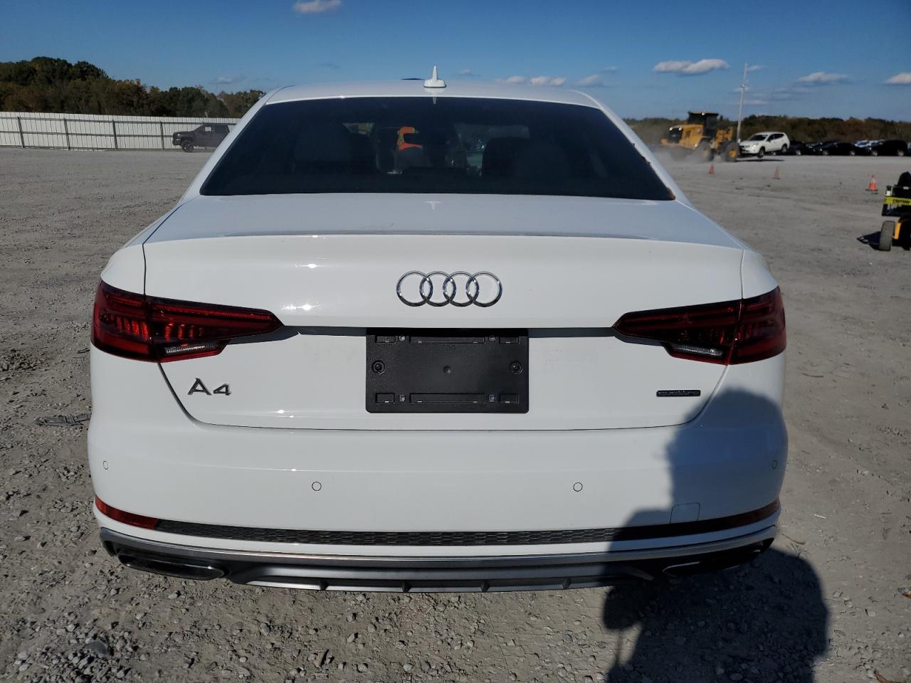 AUDI A4 PREMIUM PLUS
