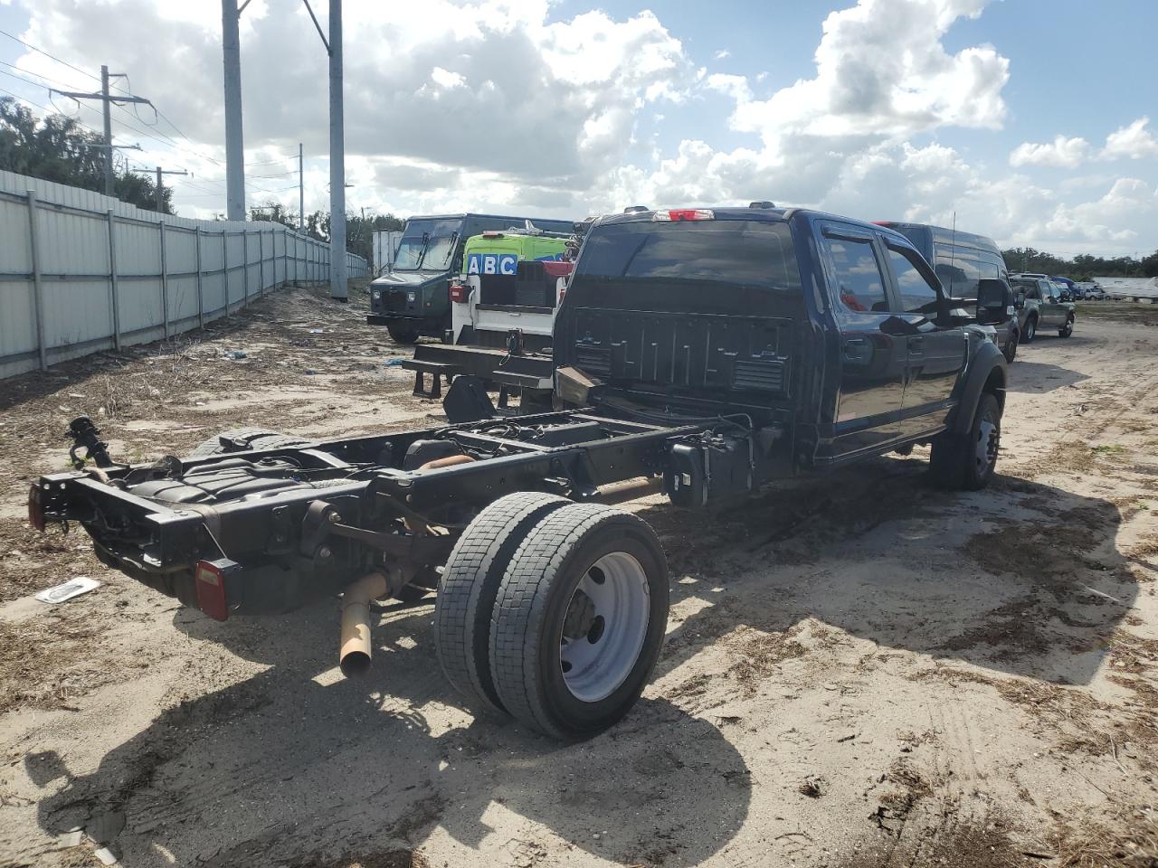 FORD F-550 SUPER DUTY