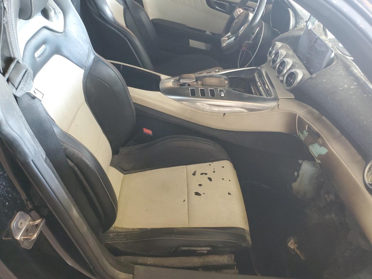 MERCEDES-BENZ AMG GT C