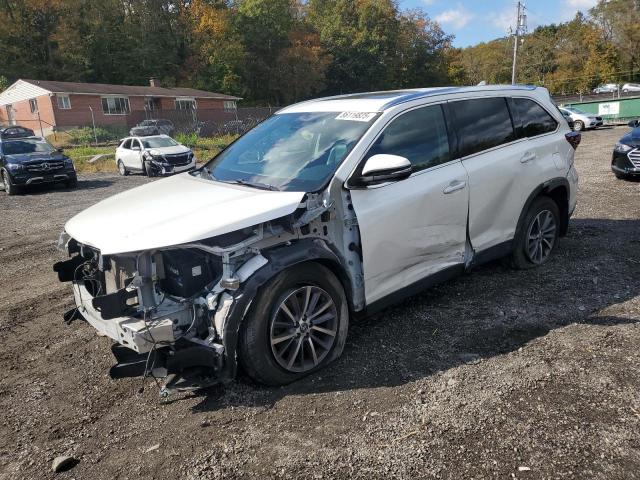 2019 TOYOTA HIGHLANDER SE 5TDJZRFH2KS705037