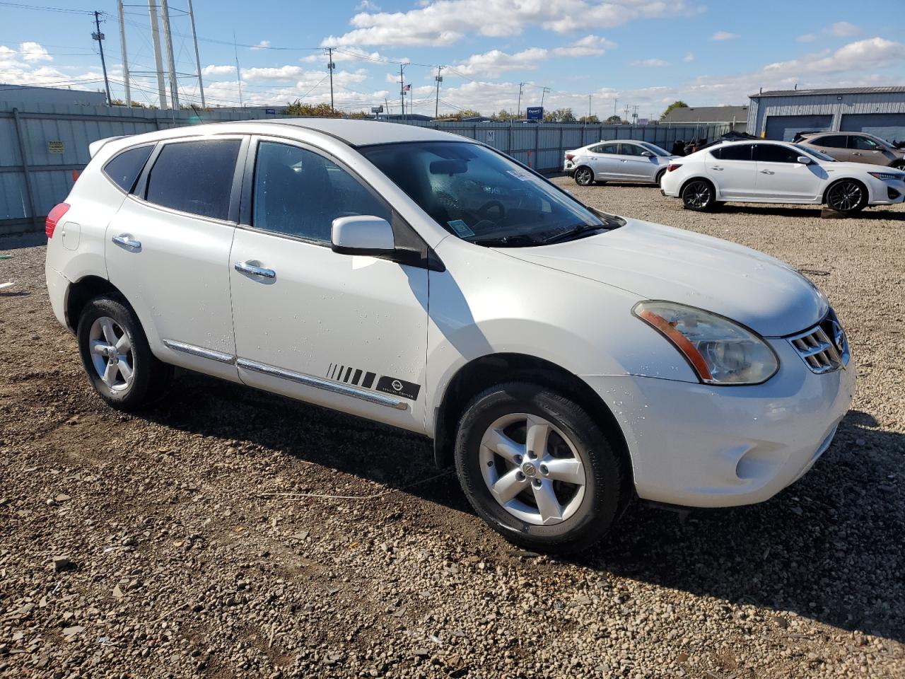 NISSAN ROGUE S