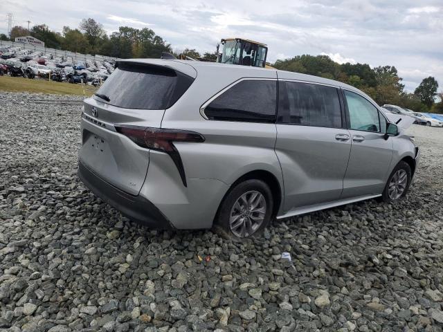 2025 TOYOTA SIENNA LE 5TDKRKECXSS230139