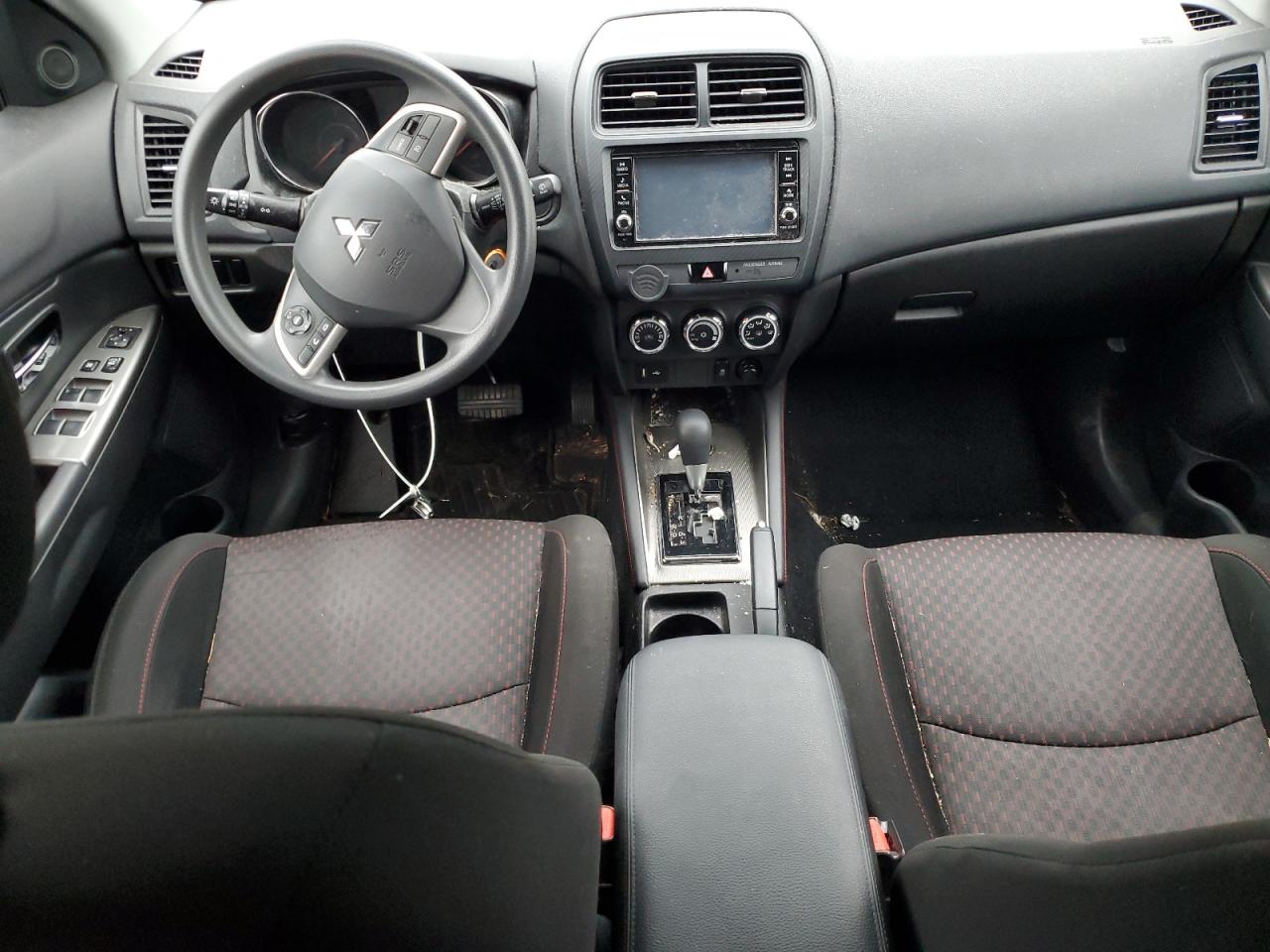 MITSUBISHI OUTLANDER ES