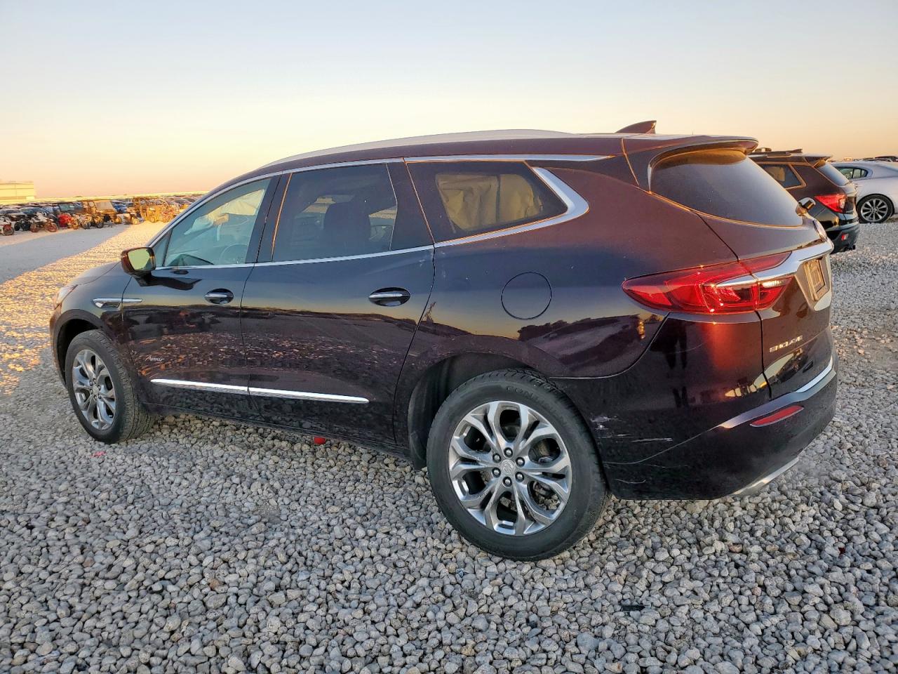 BUICK ENCLAVE AVENIR