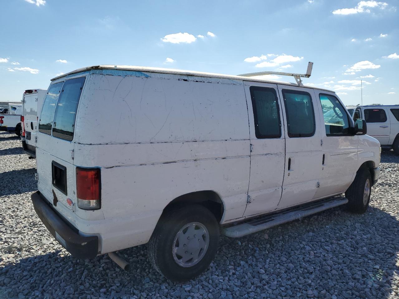 FORD ECONOLINE E250 VAN