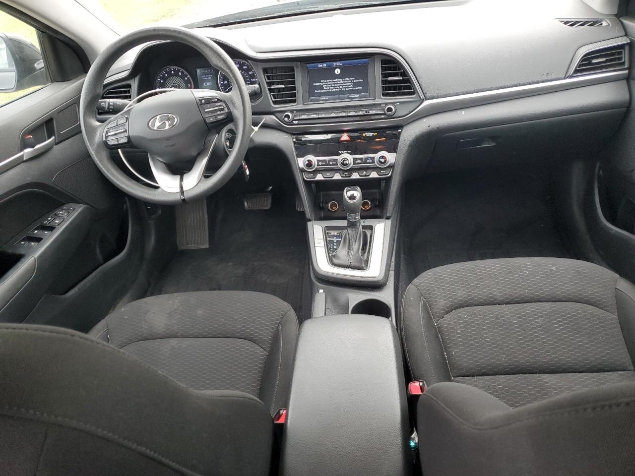 HYUNDAI ELANTRA SEL