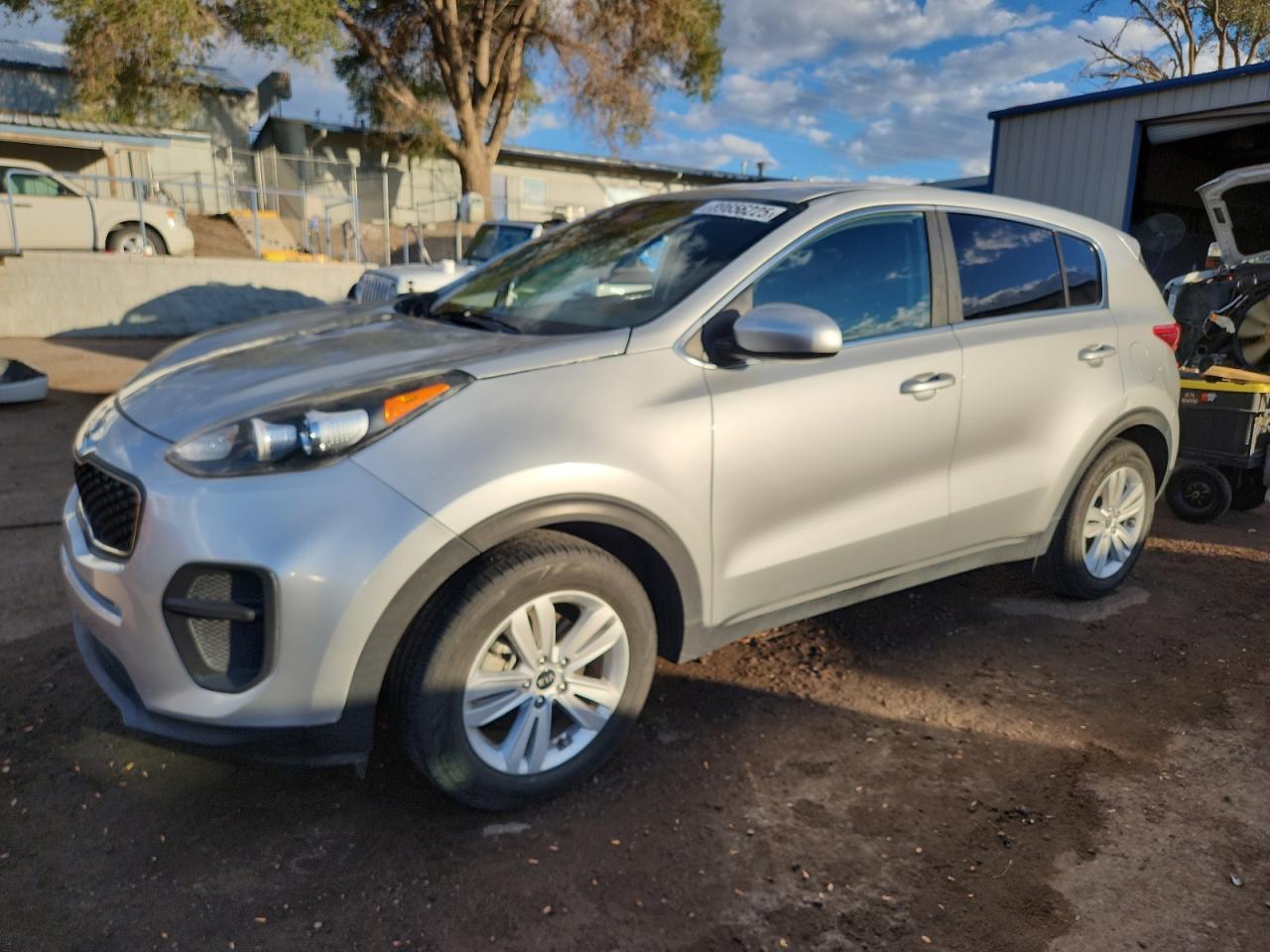 KIA SPORTAGE LX