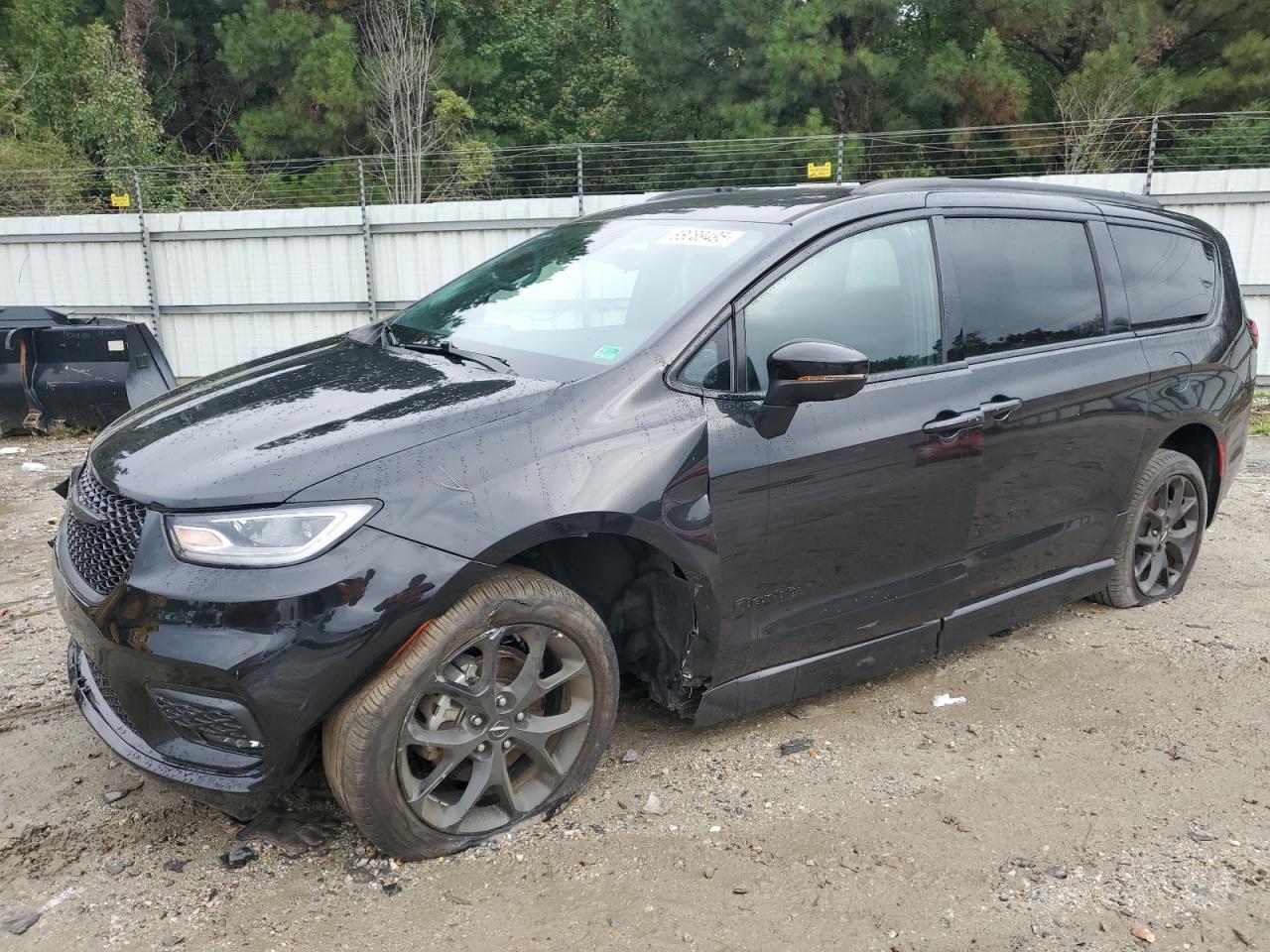 CHRYSLER PACIFICA TOURING L