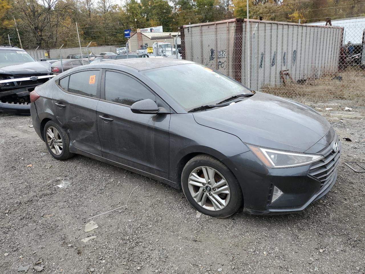 HYUNDAI ELANTRA SEL