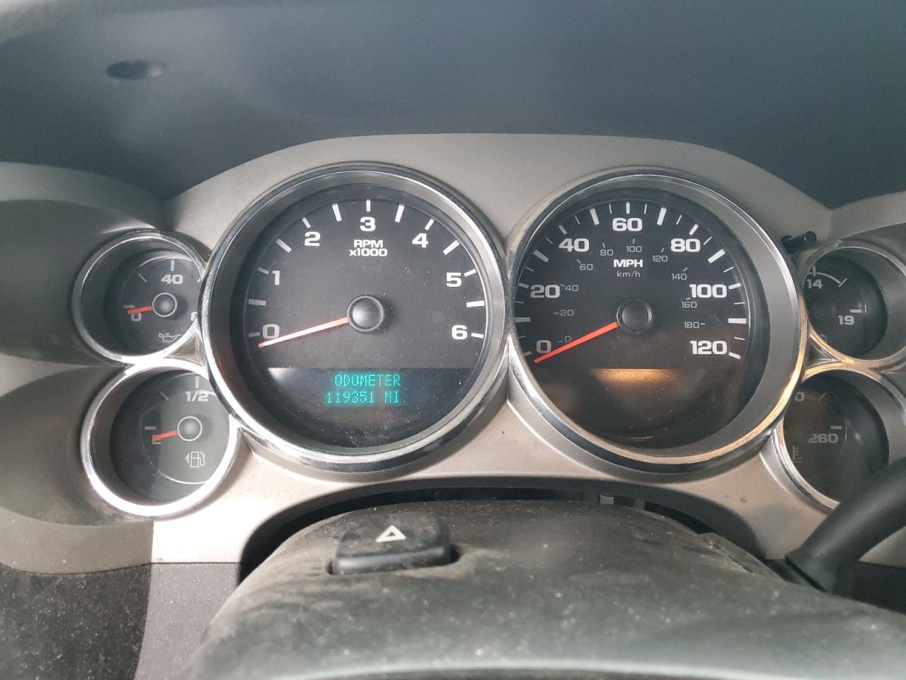 CHEVROLET SILVERADO C1500 LT