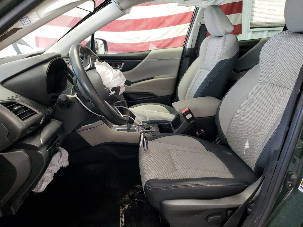 SUBARU FORESTER PREMIUM