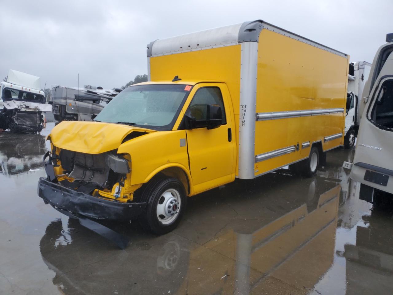 GMC SAVANA CUTAWAY G3500