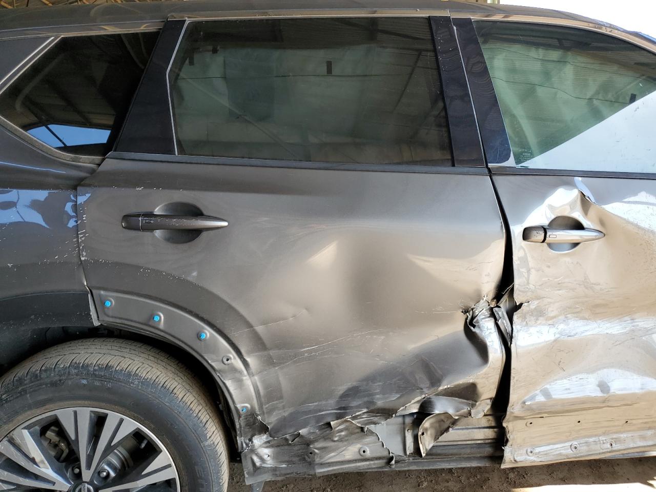 Lot #3309520587 2021 NISSAN ROGUE SV