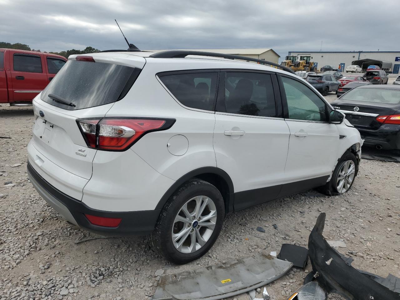 FORD ESCAPE SE