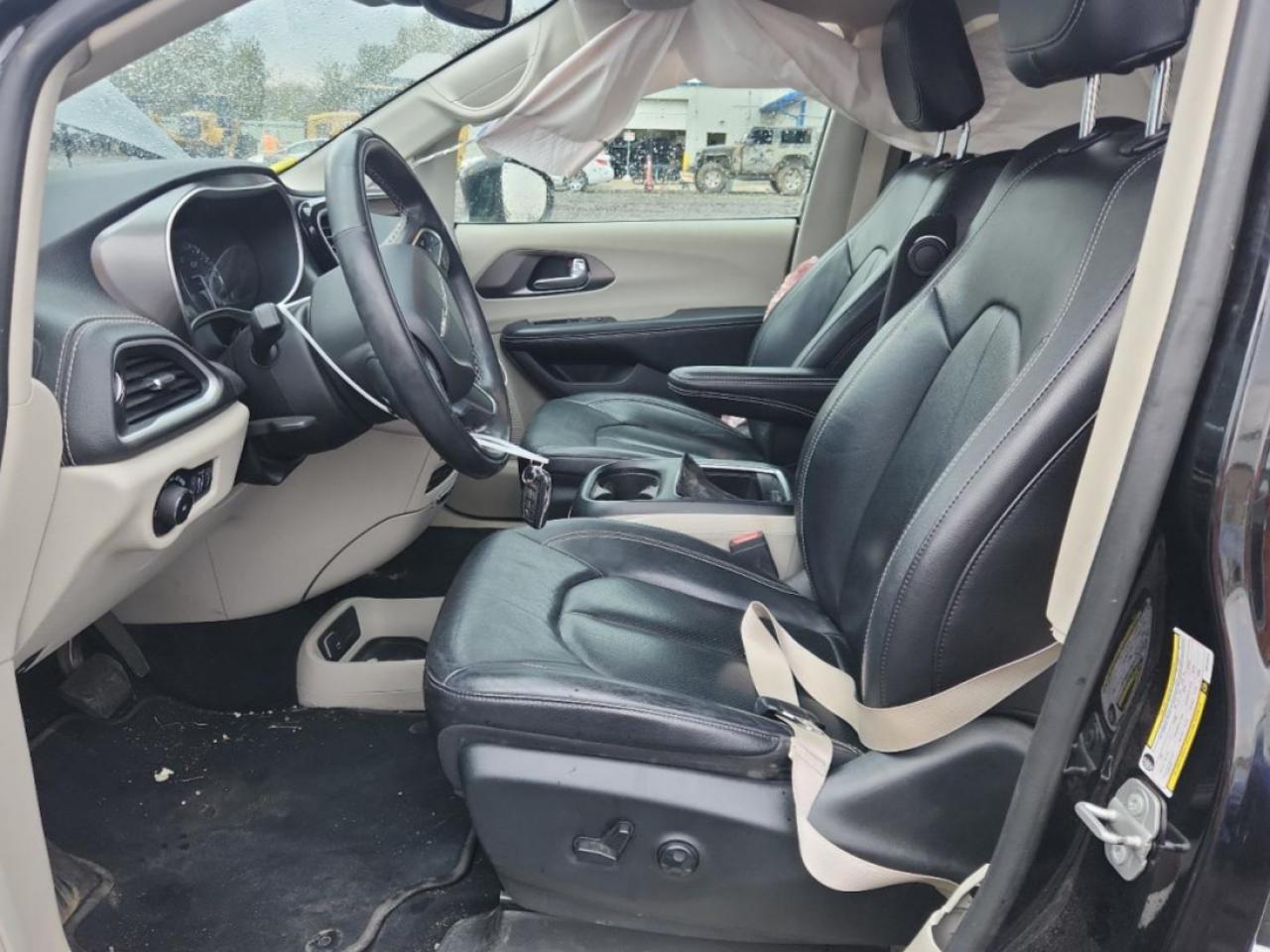 CHRYSLER PACIFICA TOURING L