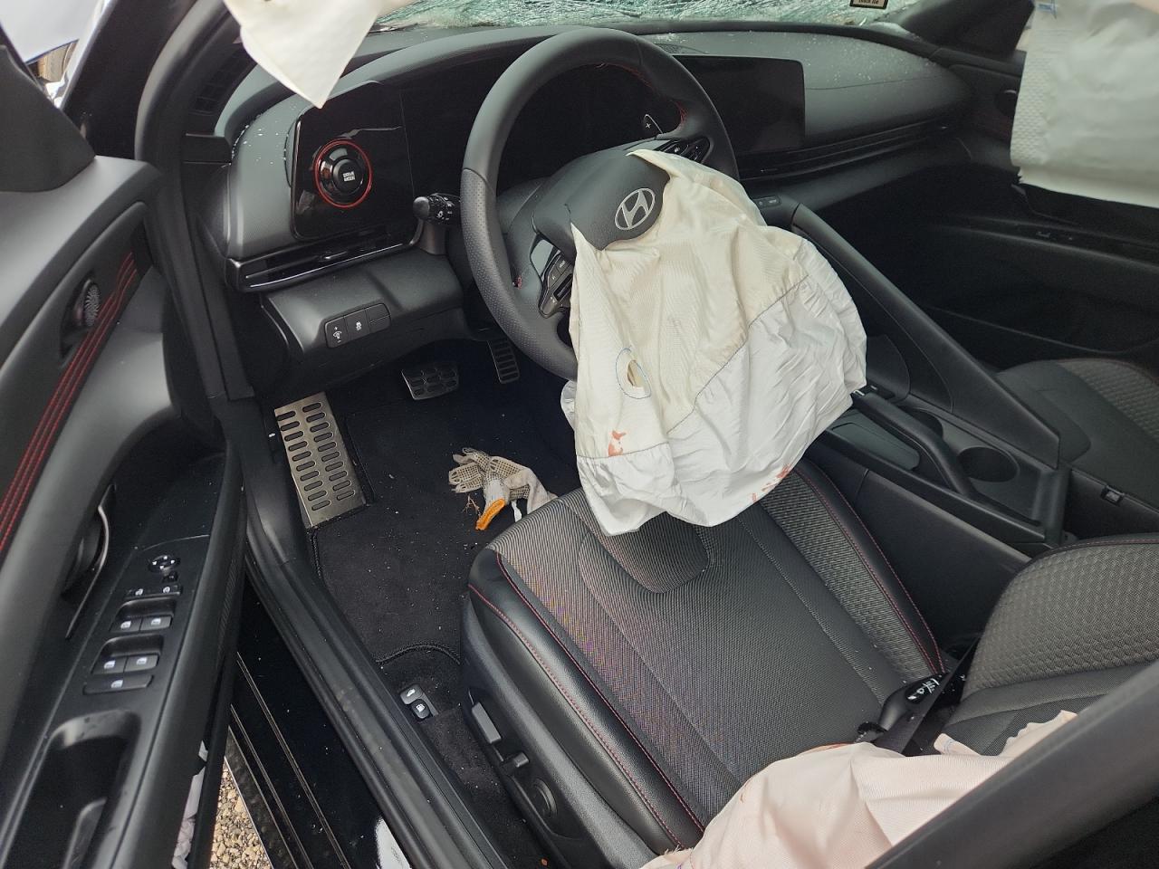 HYUNDAI ELANTRA N LINE