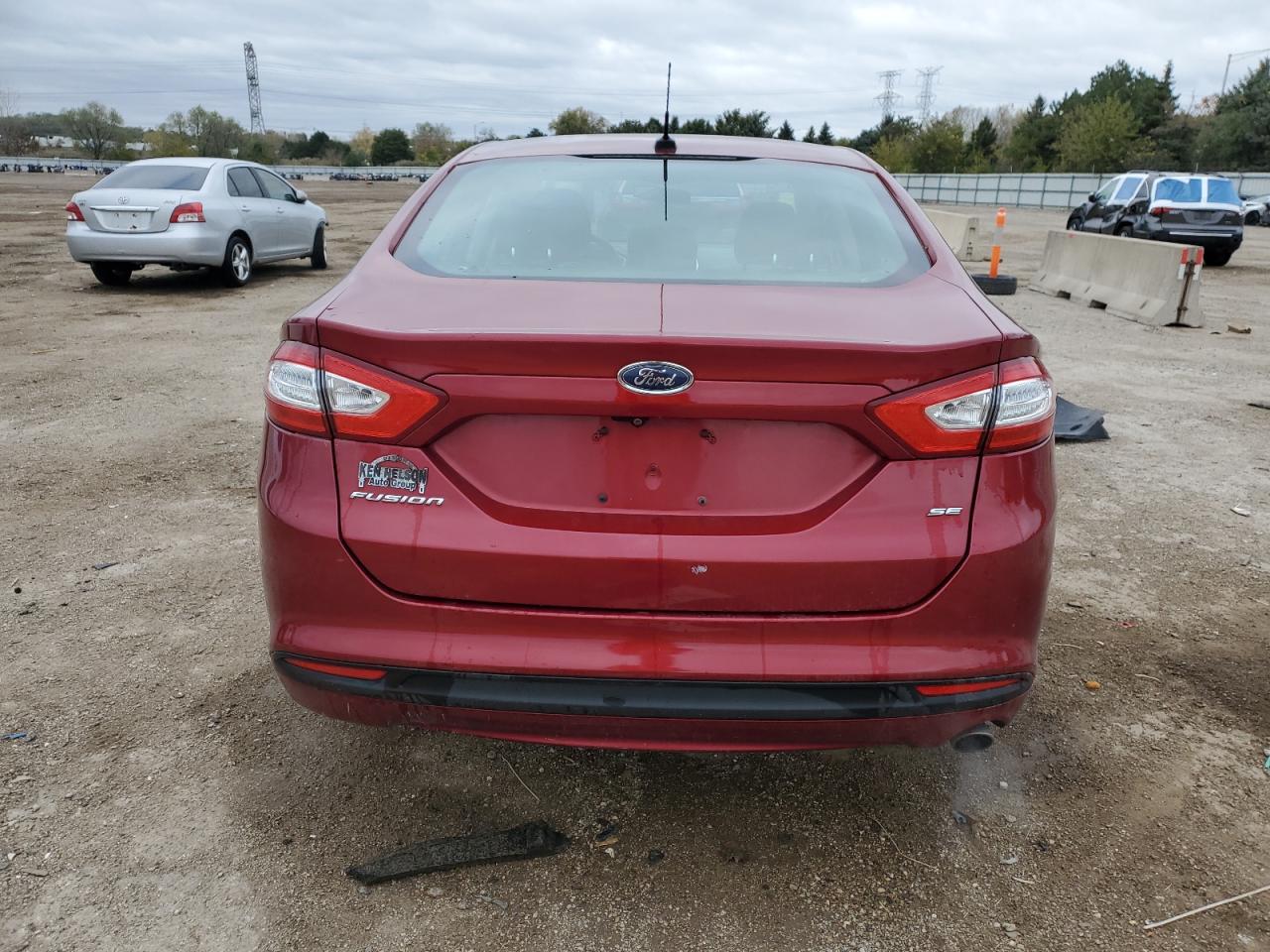 FORD FUSION SE