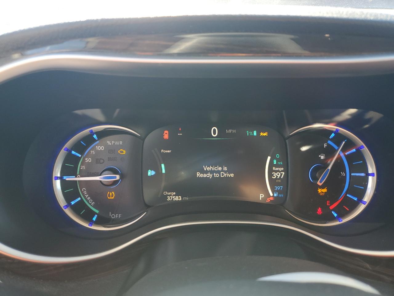 CHRYSLER PACIFICA HYBRID LIMITED