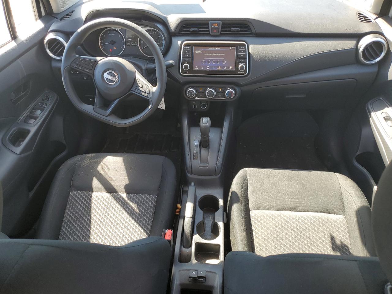 NISSAN VERSA S