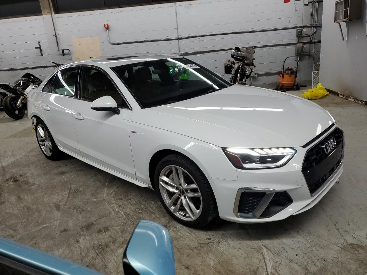 AUDI A4 PREMIUM PLUS 45