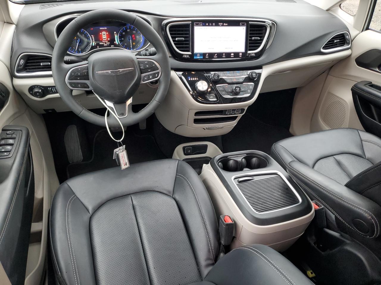 CHRYSLER PACIFICA TOURING L