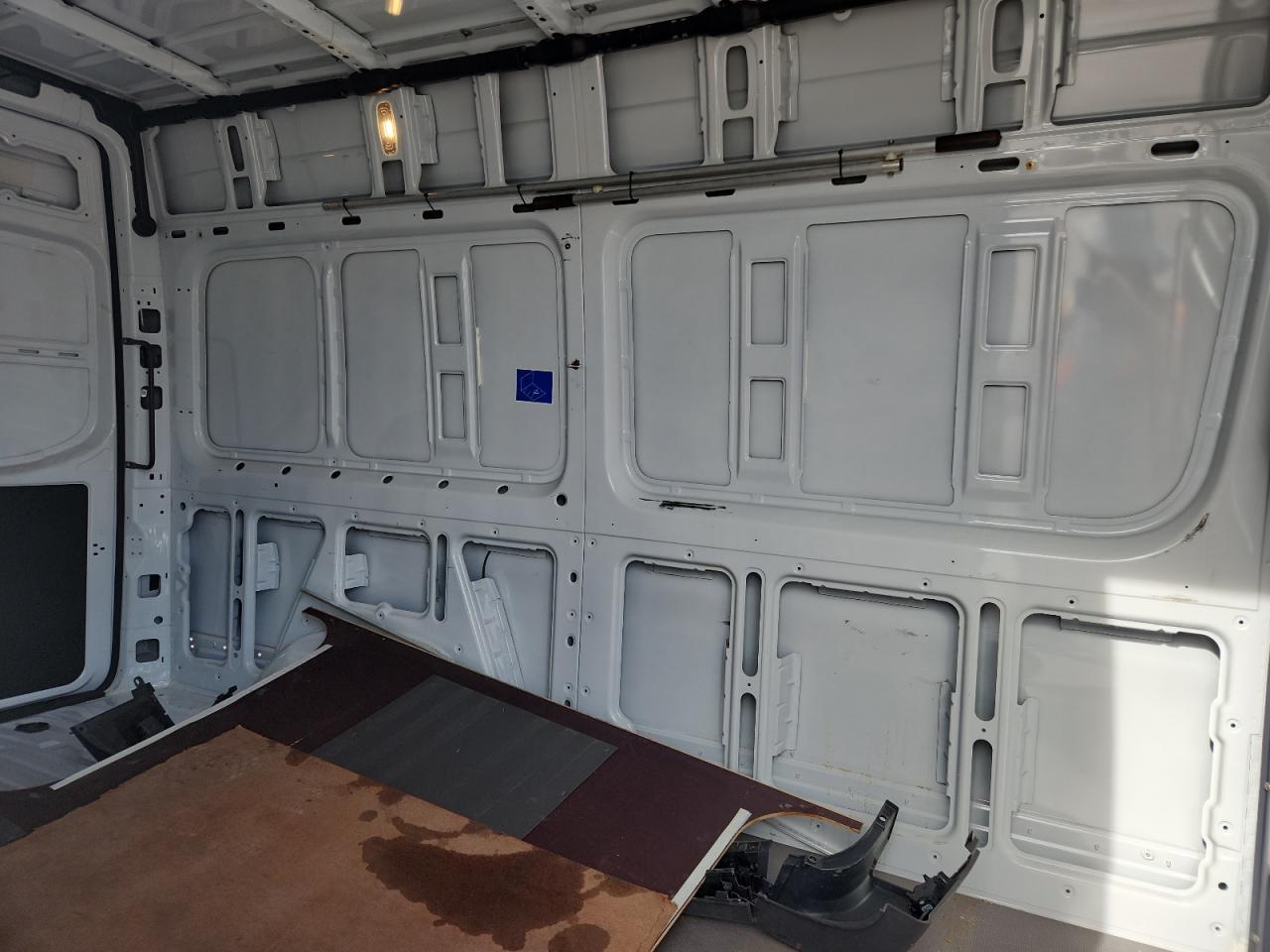 MERCEDES-BENZ SPRINTER 2500