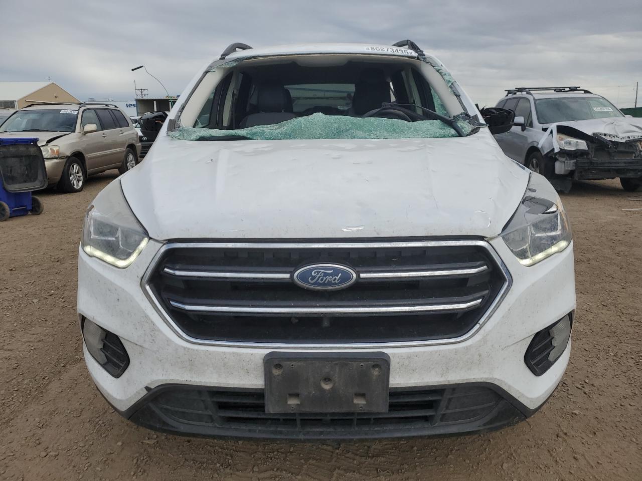FORD ESCAPE SE