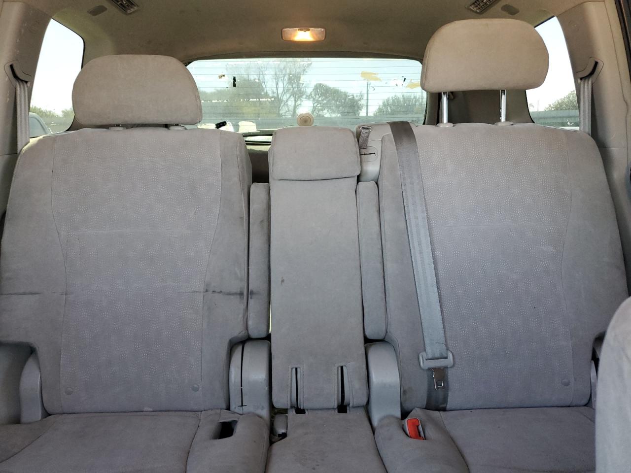 TOYOTA HIGHLANDER BASE