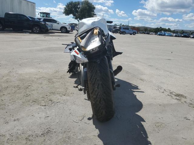 2025 SUZUKI GSX-R600 JS1GN7FA1S7100251