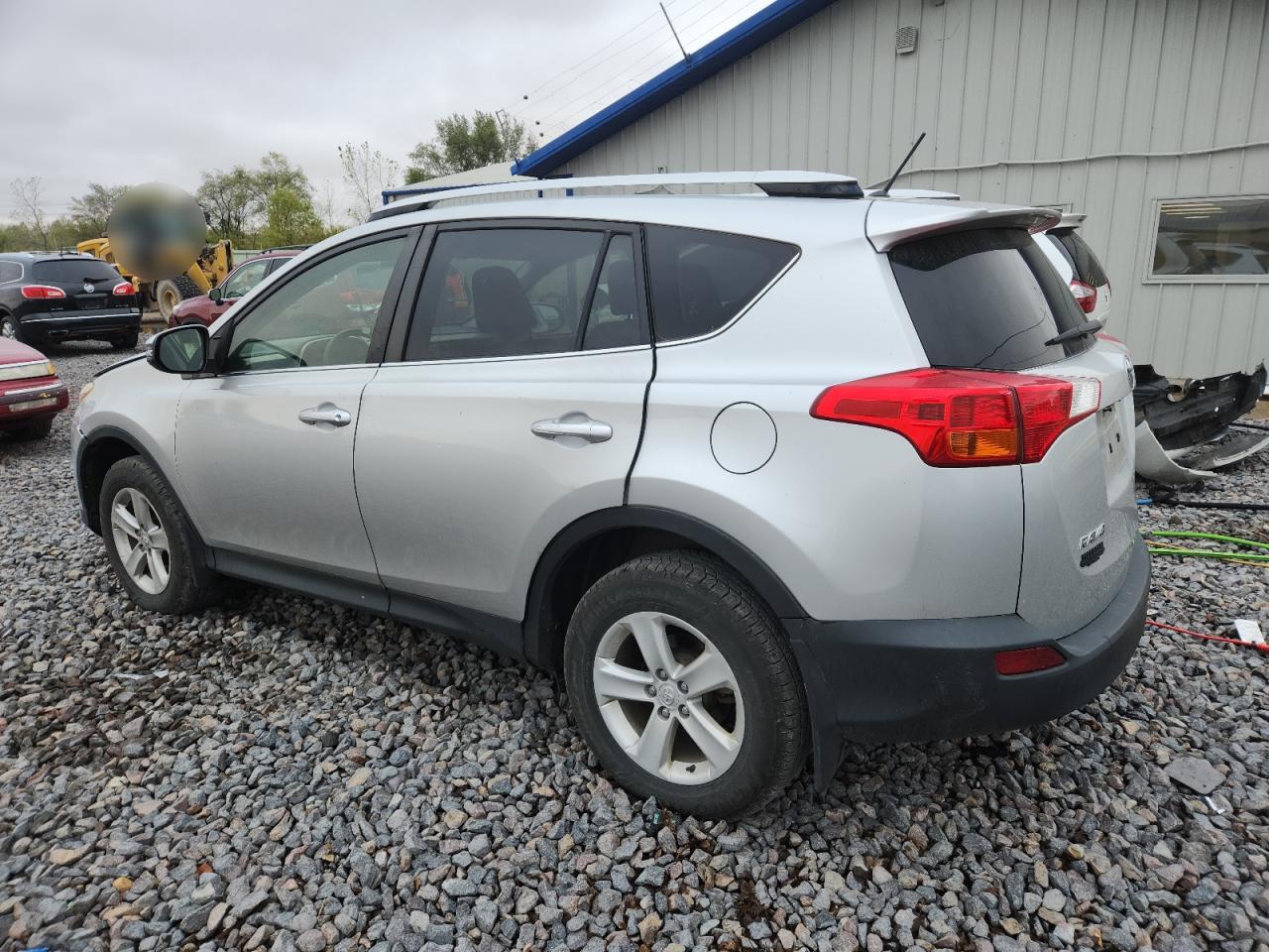 TOYOTA RAV4 XLE
