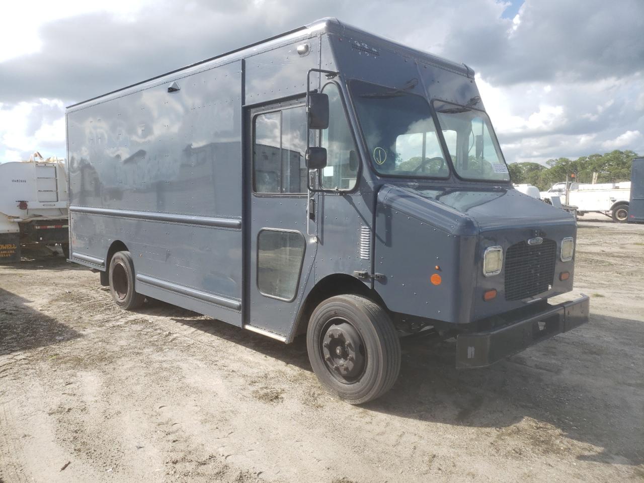 Lot #3310370965 2020 FREIGHTLINER MT45