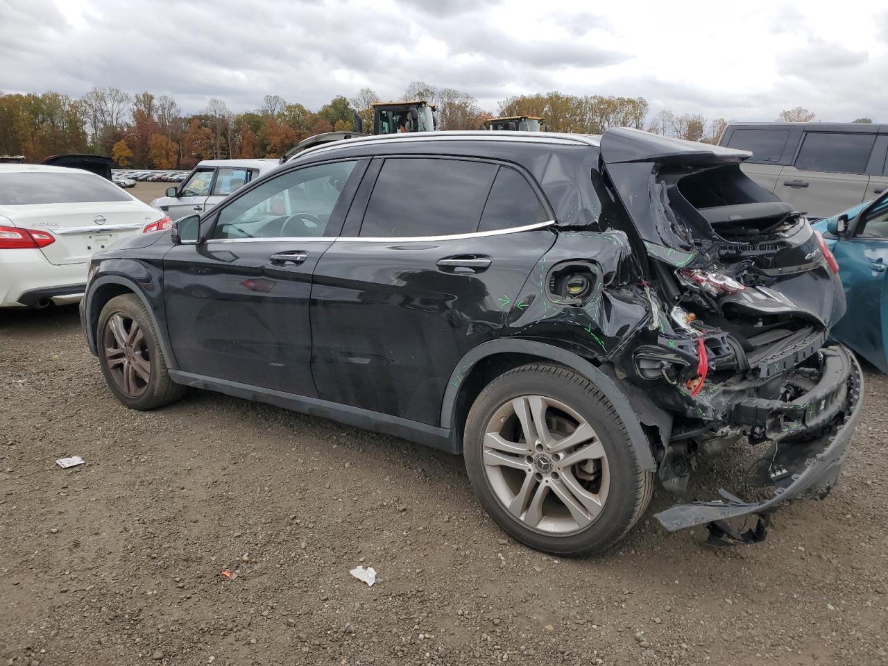 MERCEDES-BENZ GLA-CLASS 250 4MATIC