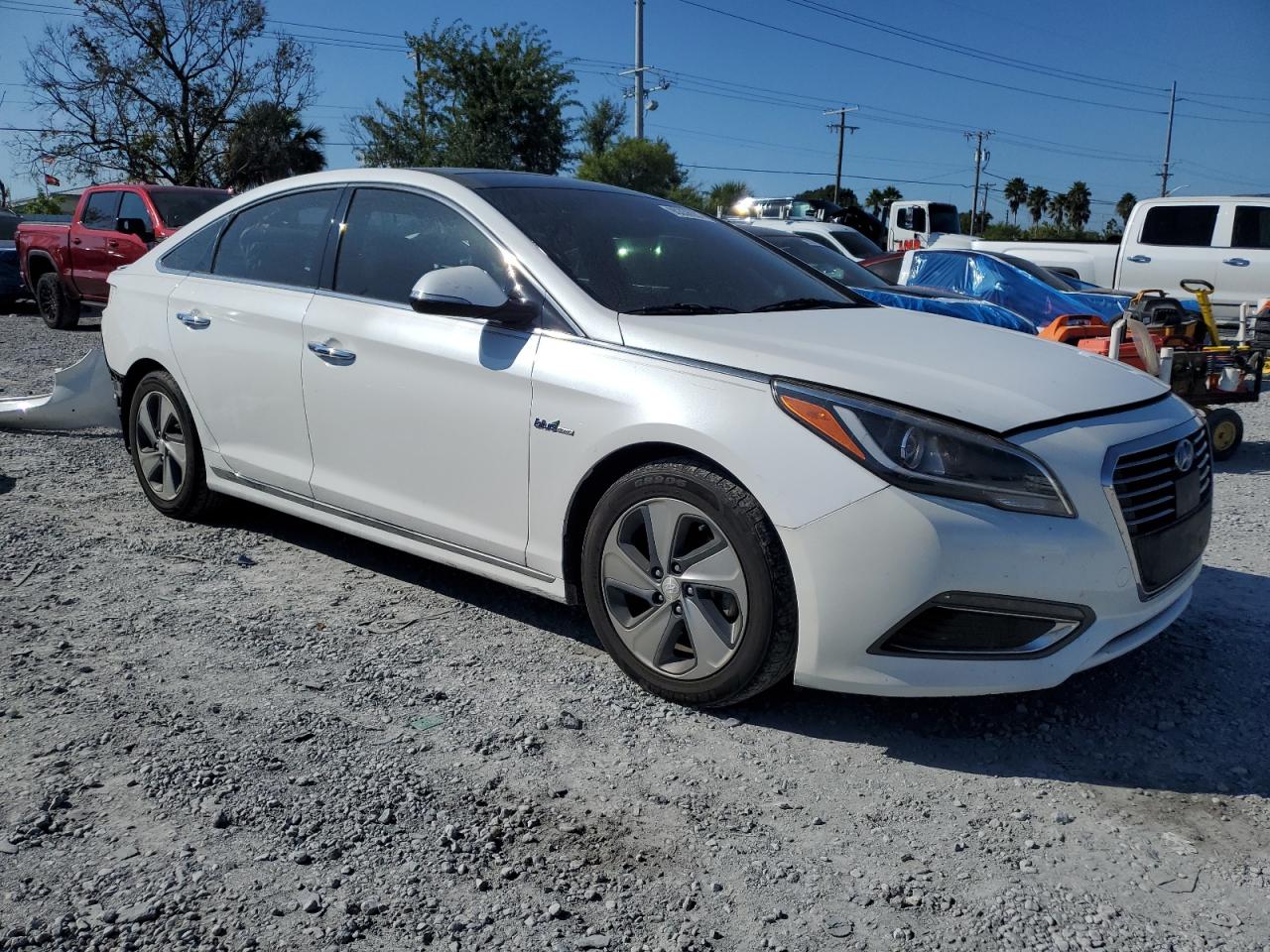 HYUNDAI SONATA HYBRID