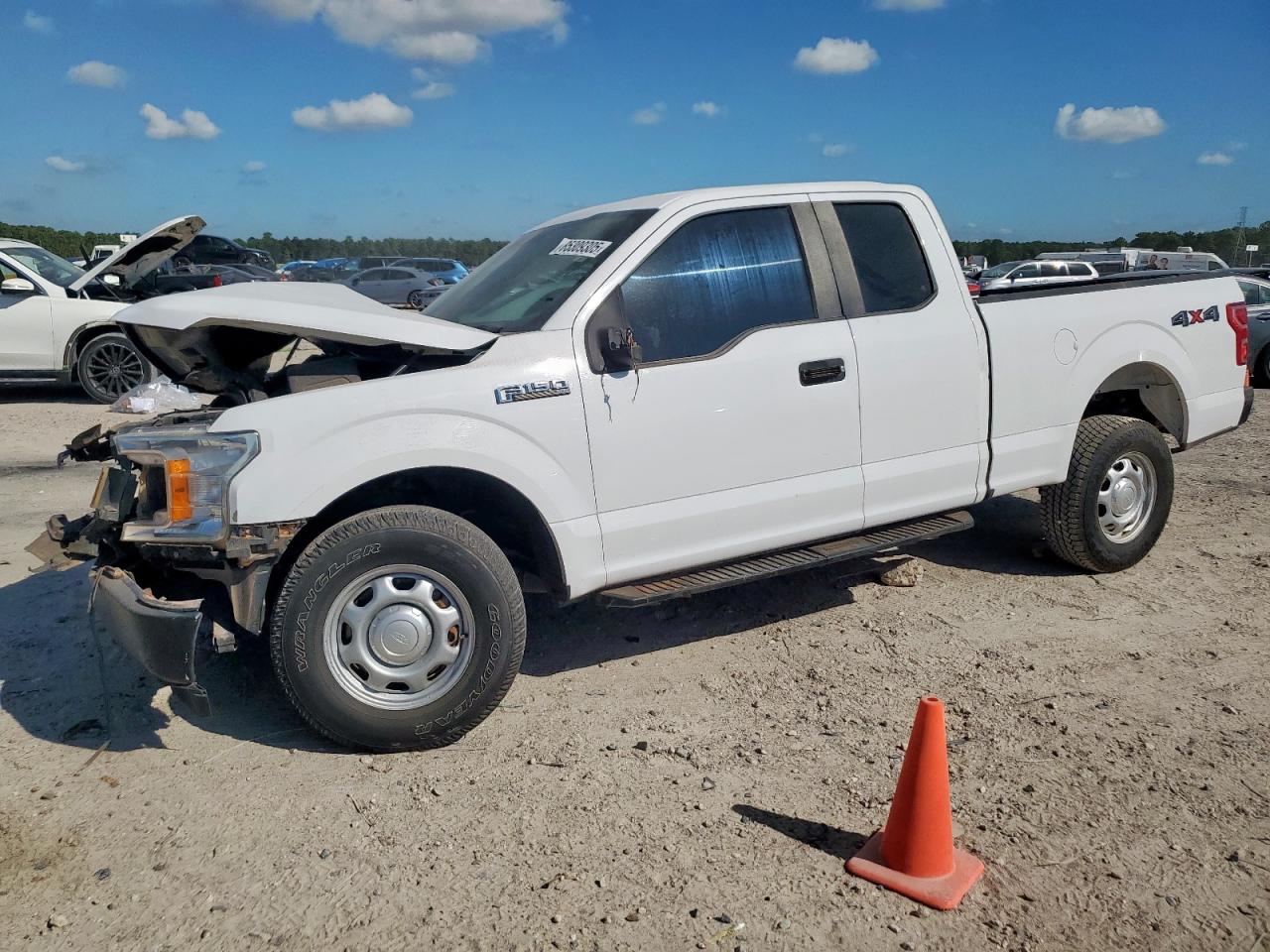 FORD F-150 SUPER CAB