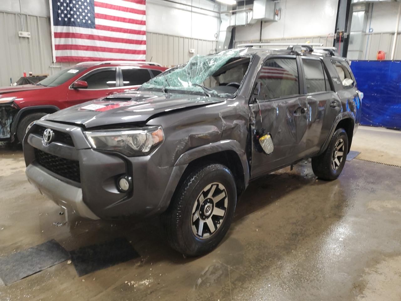 TOYOTA 4RUNNER SR5/SR5 PREMIUM