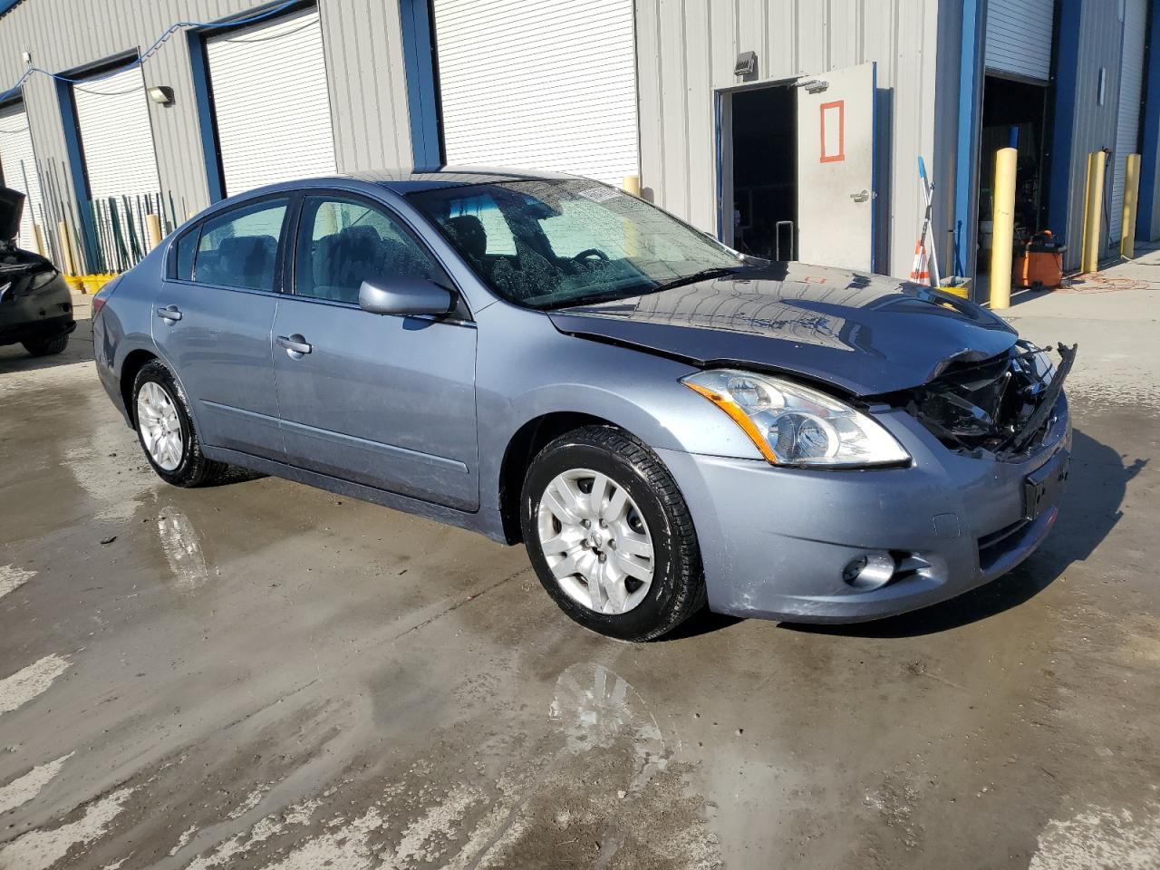 NISSAN ALTIMA BASE
