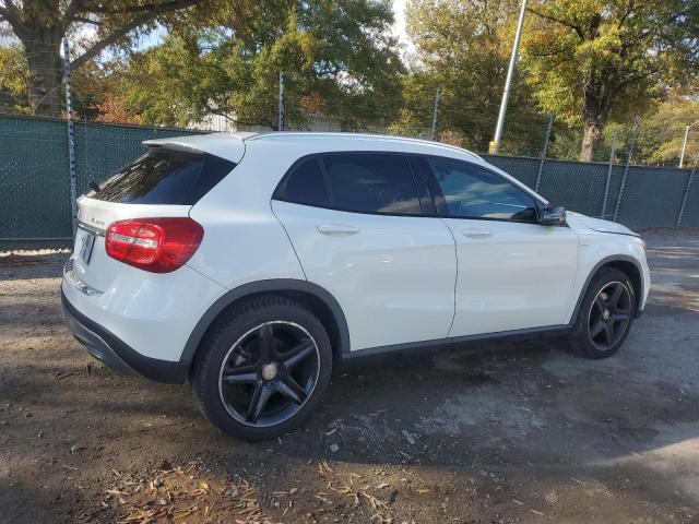 2015 MERCEDES-BENZ GLA 250 4M - WDCTG4GB6FJ051717