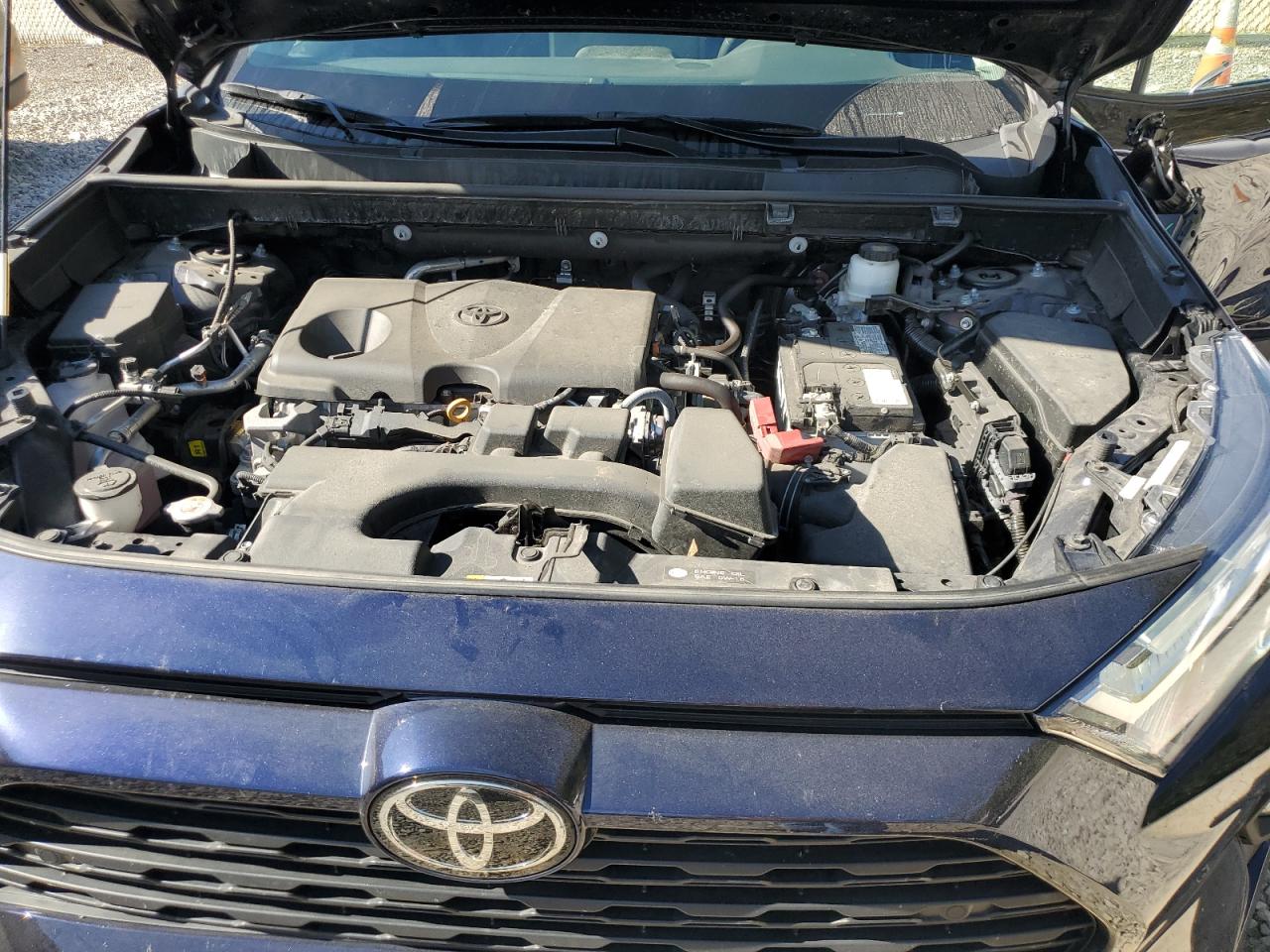 TOYOTA RAV4 XLE PREMIUM