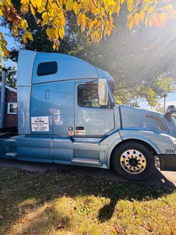 Global Auto Auctions: 2016 VOLVO VN VNL