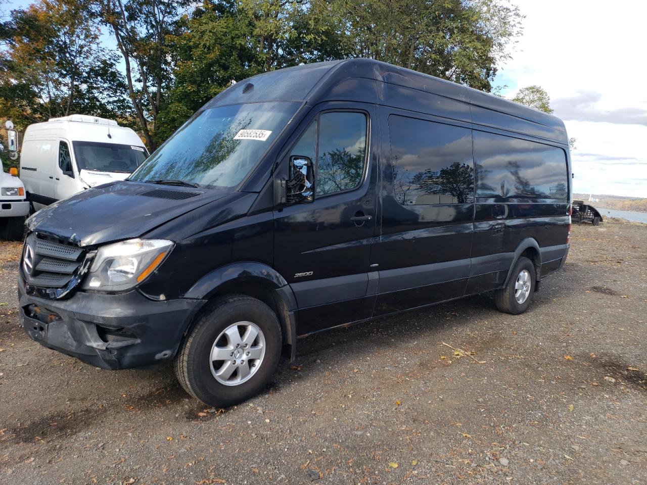 MERCEDES-BENZ SPRINTER 2500