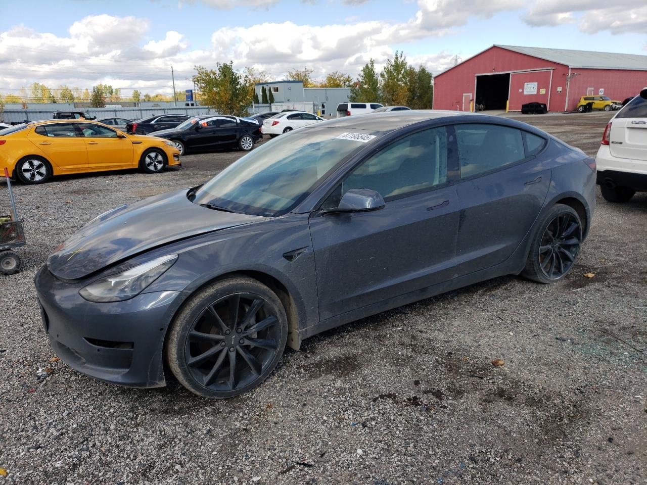 TESLA MODEL 3