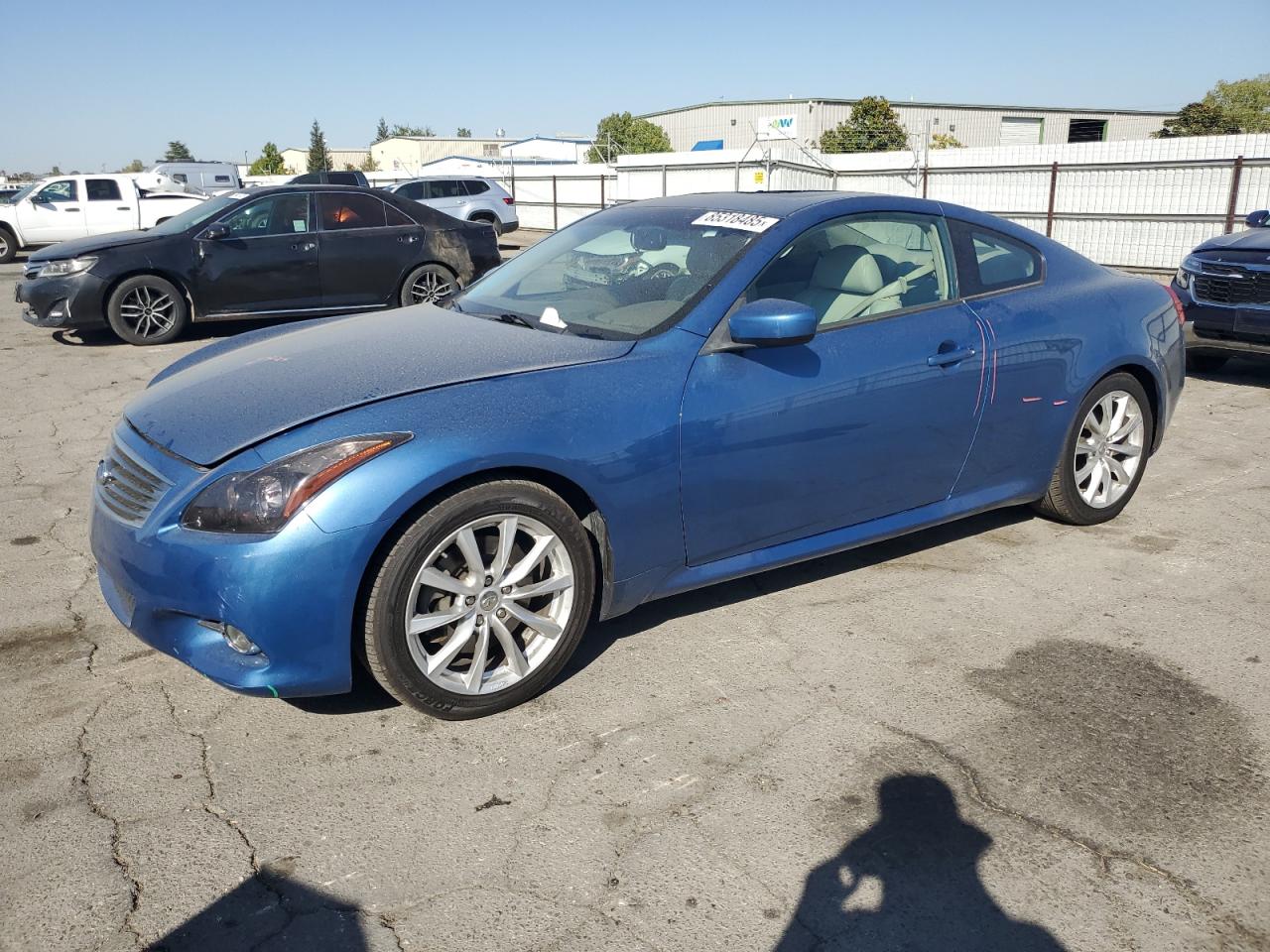 INFINITI G37 BASE