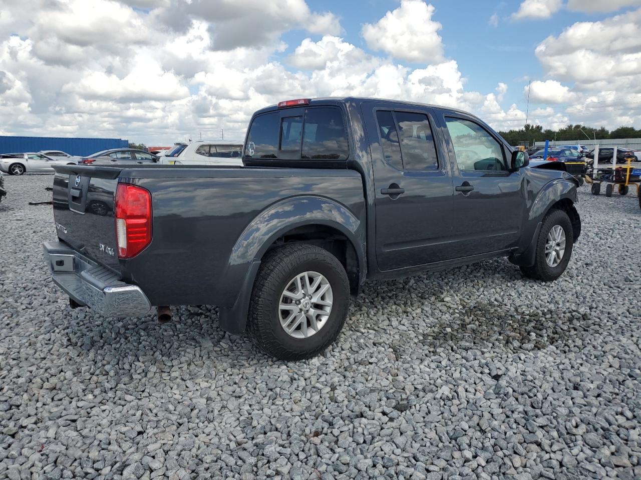 NISSAN FRONTIER S