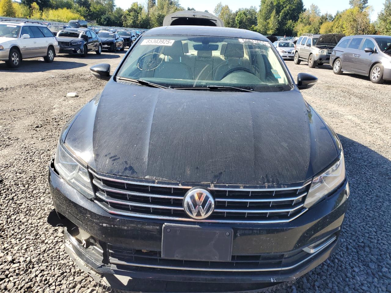 VOLKSWAGEN PASSAT SE