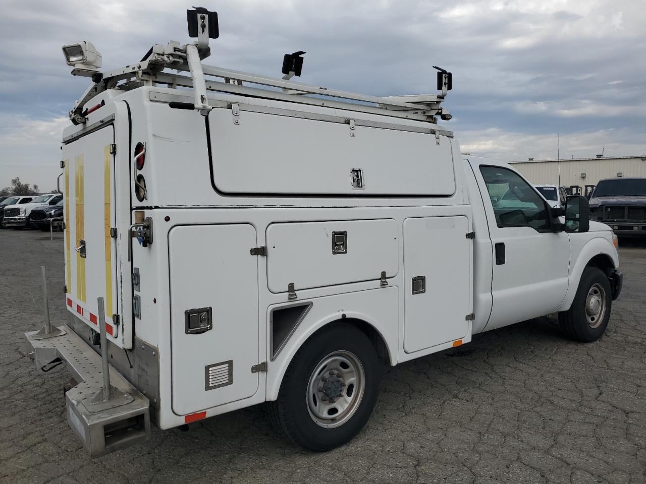 FORD F-350 SUPER DUTY