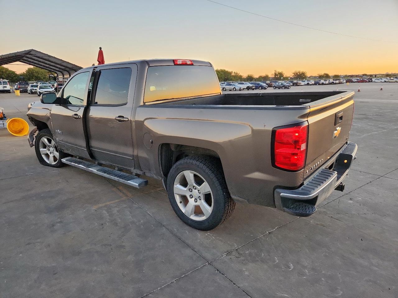 CHEVROLET SILVERADO C1500 LT